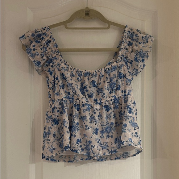 Babydoll crop top Anthropologie Babydoll Top Sz Medium ♥️ - Picture 2 of 3